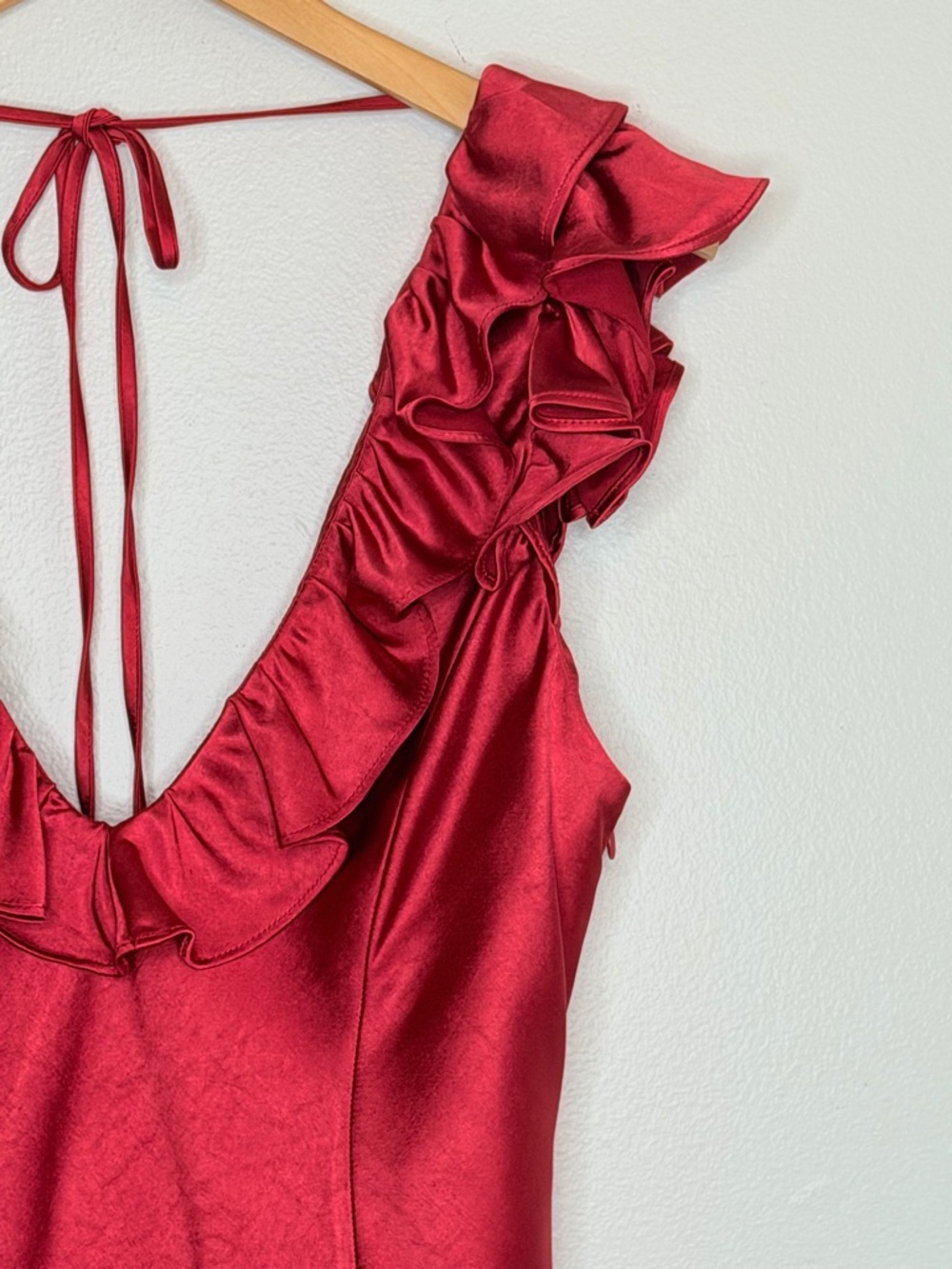 NEW Princess Polly Butacup Frill Back Tie Satin Mini Dress in Red Womenβs Size 8 - Picture 6 of 13